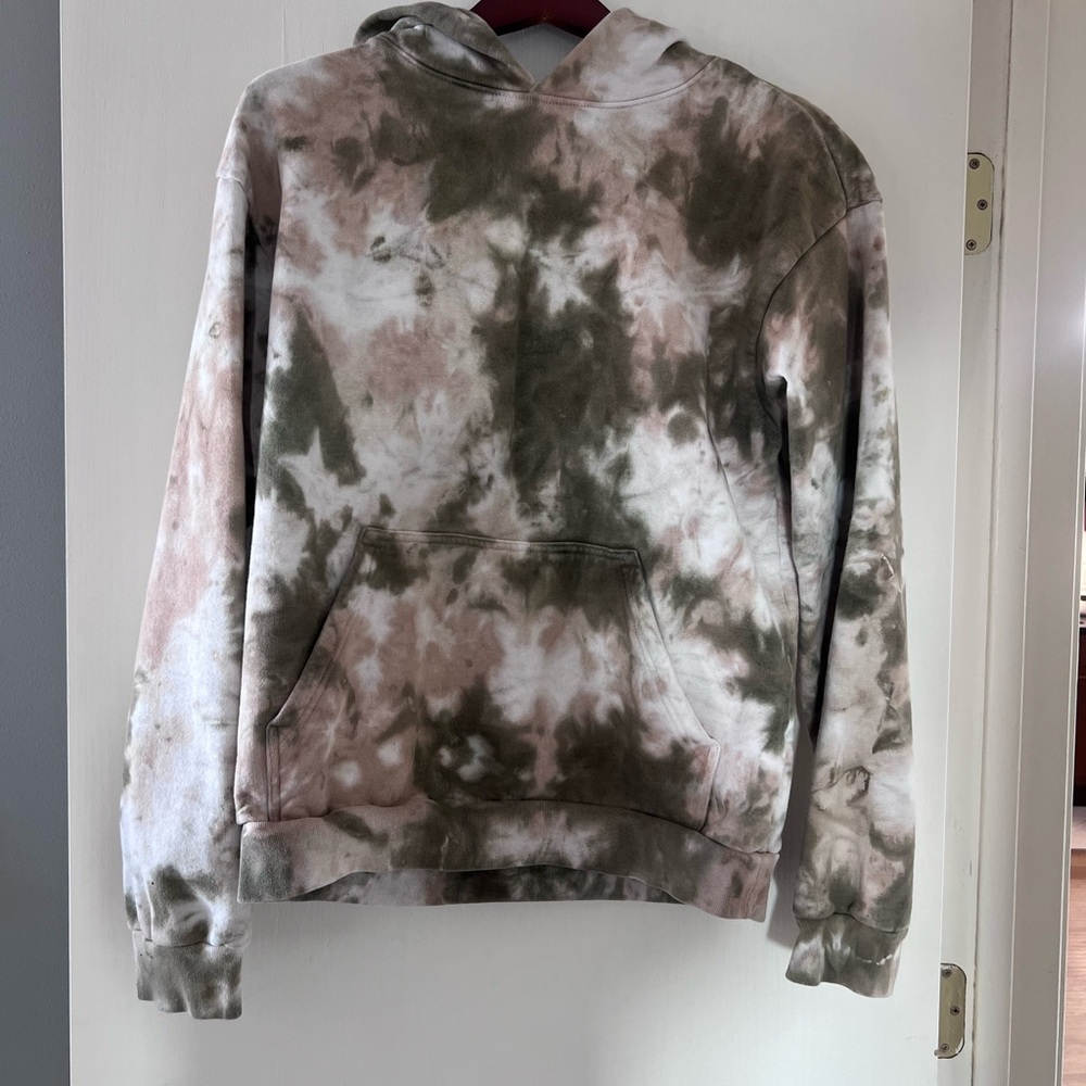 TALENTLESS Tie-Dye Hoodie - MEDIUM